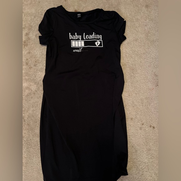 Maternity gently used clothes - Picture 1 of 14